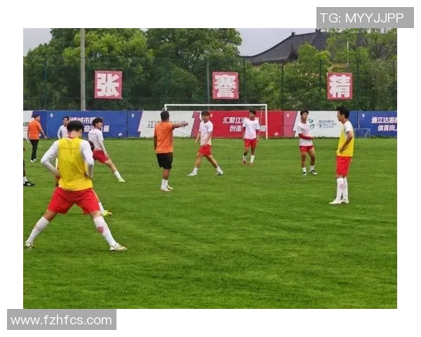 独在异乡踢出精彩人生的足球球星:他们如何突破挑战成就辉煌 独在异乡踢出精彩人生的足球球星:他们如何突破挑战成就辉煌